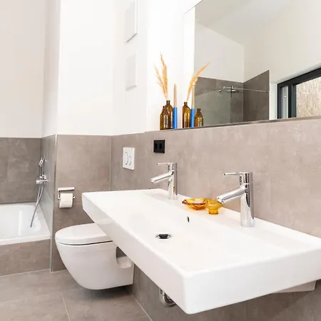 Amrain Aparthotel